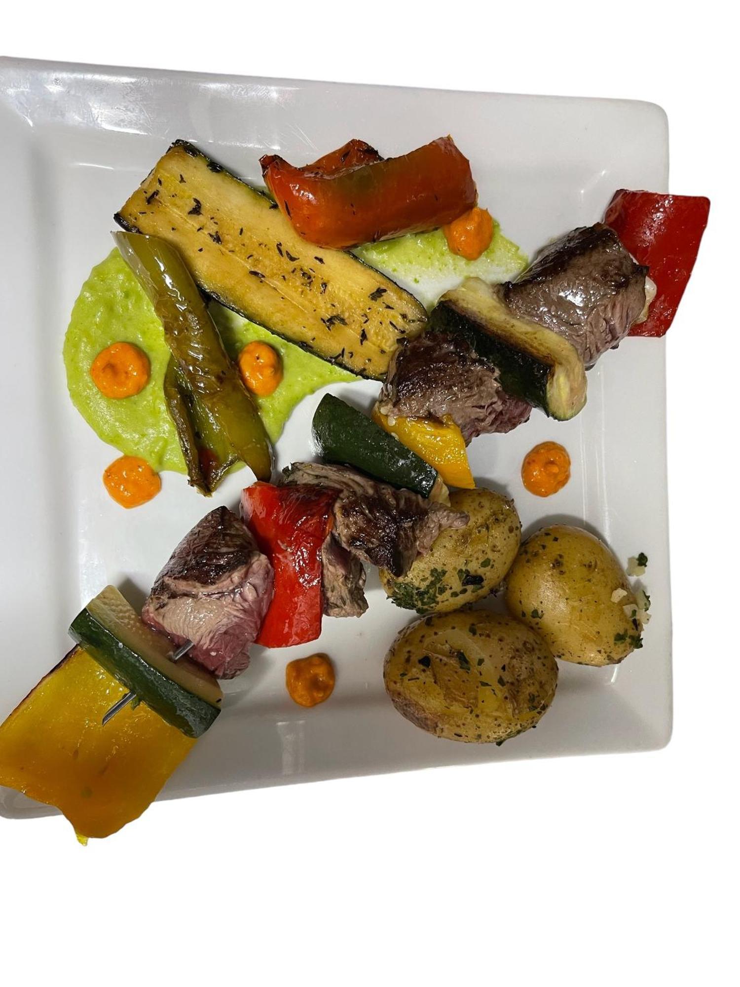 Logis Hotel Restaurant Cazes Arazat Laissac Zewnętrze zdjęcie