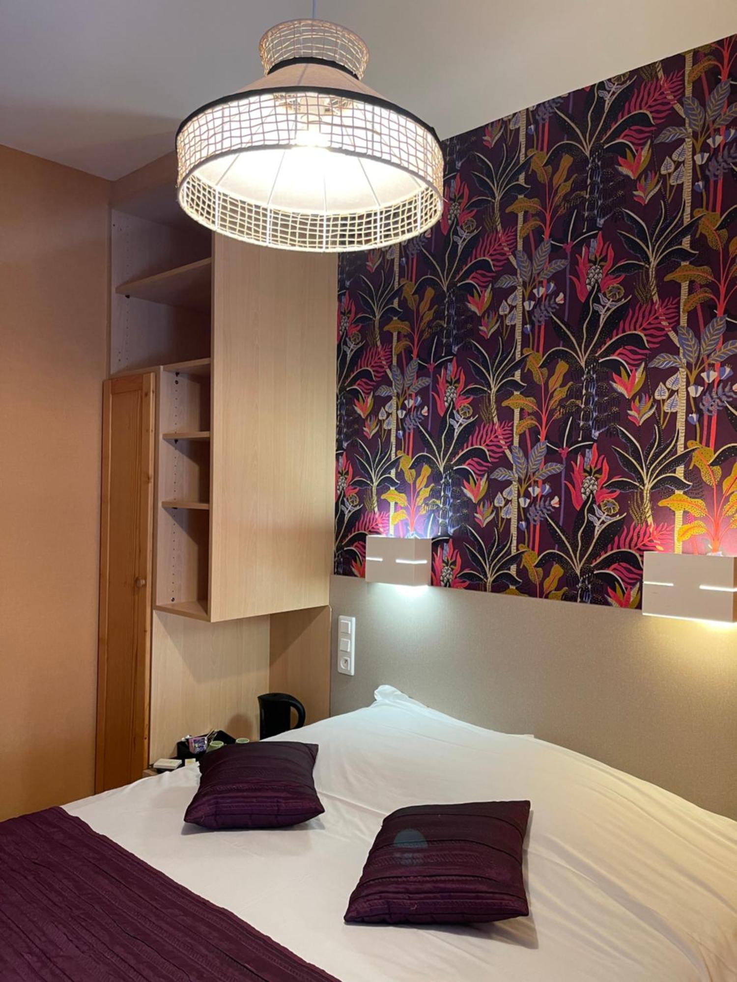Logis Hotel Restaurant Cazes Arazat Laissac Zewnętrze zdjęcie