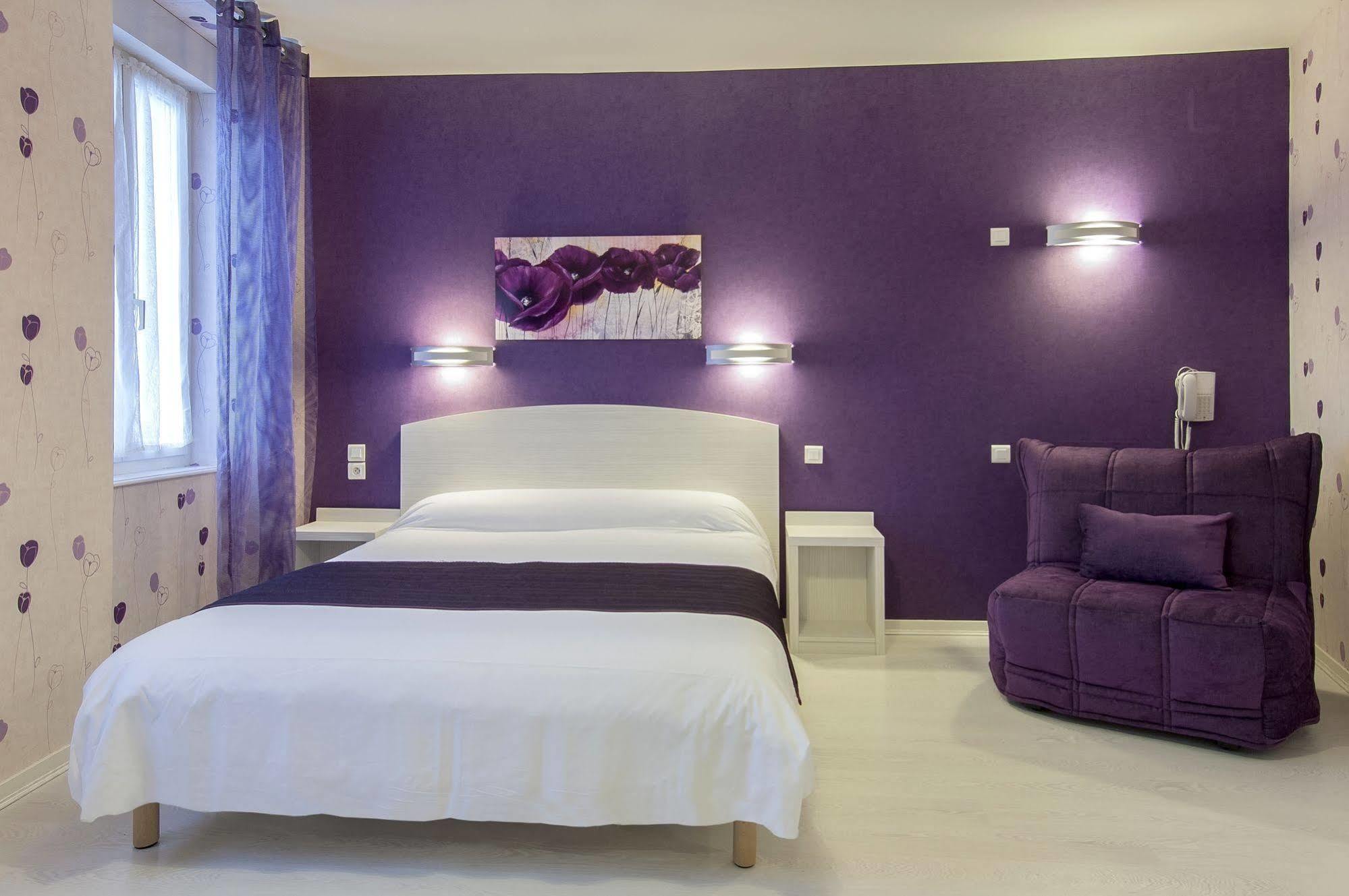 Logis Hotel Restaurant Cazes Arazat Laissac Zewnętrze zdjęcie